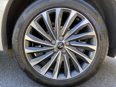 Used 2023 Hyundai Palisade Calligraphy image 44