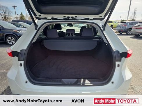 Used 2021 Toyota Venza LE image 12