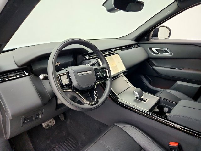 Certified 2026 Land Rover Range Rover Velar S AWD/4WD image 20
