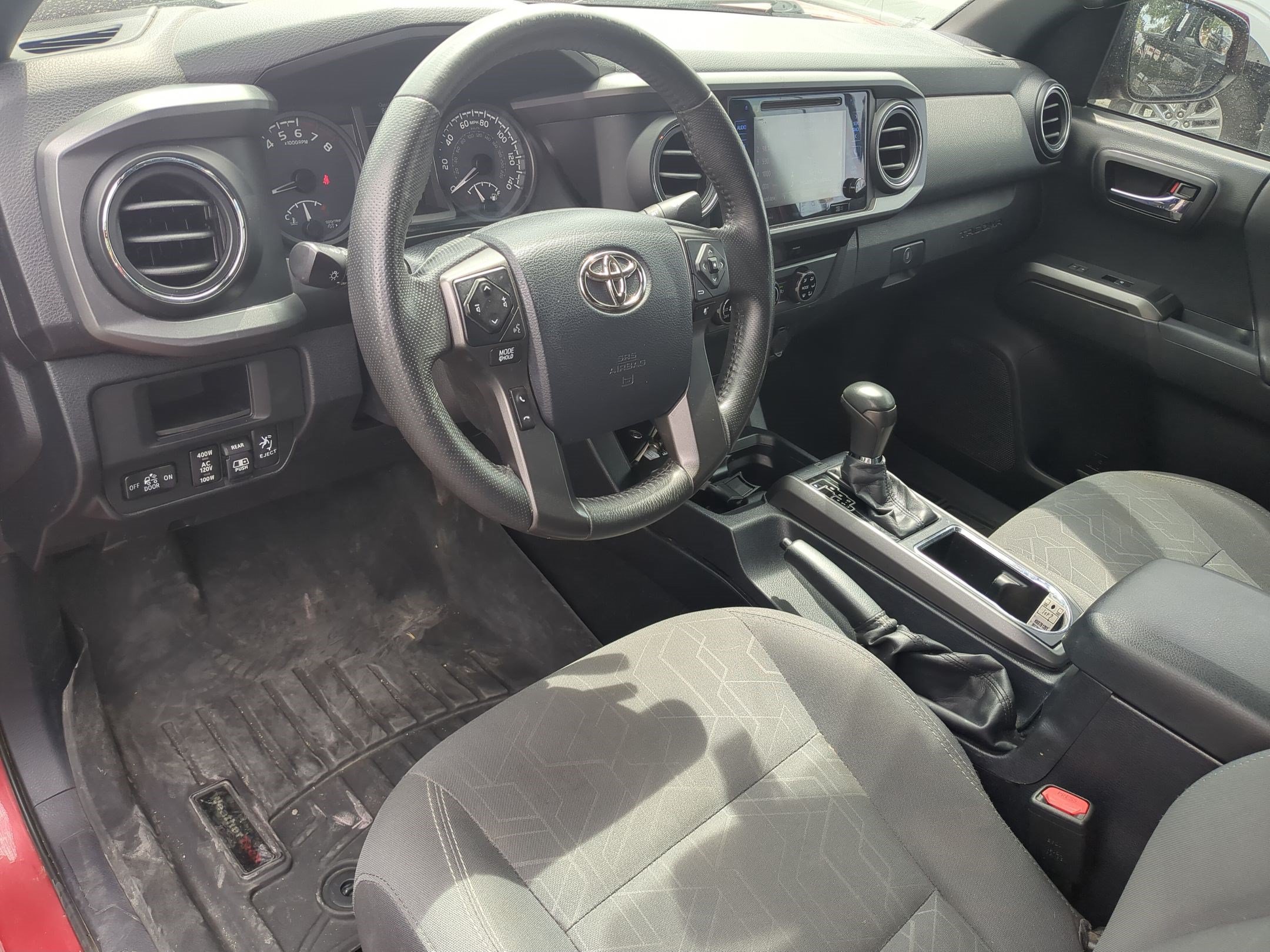 Used 2017 Toyota Tacoma TRD Sport w/ Tow Package (A/T) AWD/4WD image 16