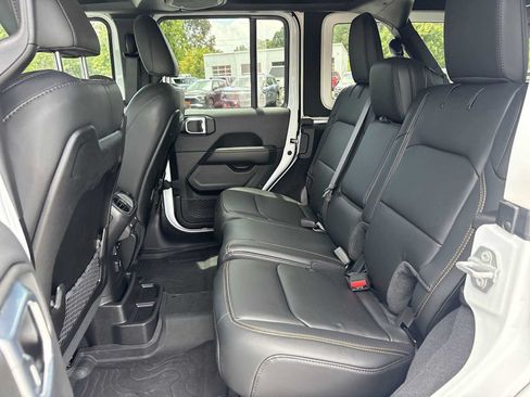 Used 2024 Jeep Wrangler Unlimited Rubicon 392 AWD/4WD image 24