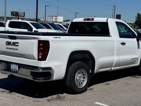 Used 2024 GMC Sierra 1500 Pro w/ Pro Value Package AWD/4WD image 3
