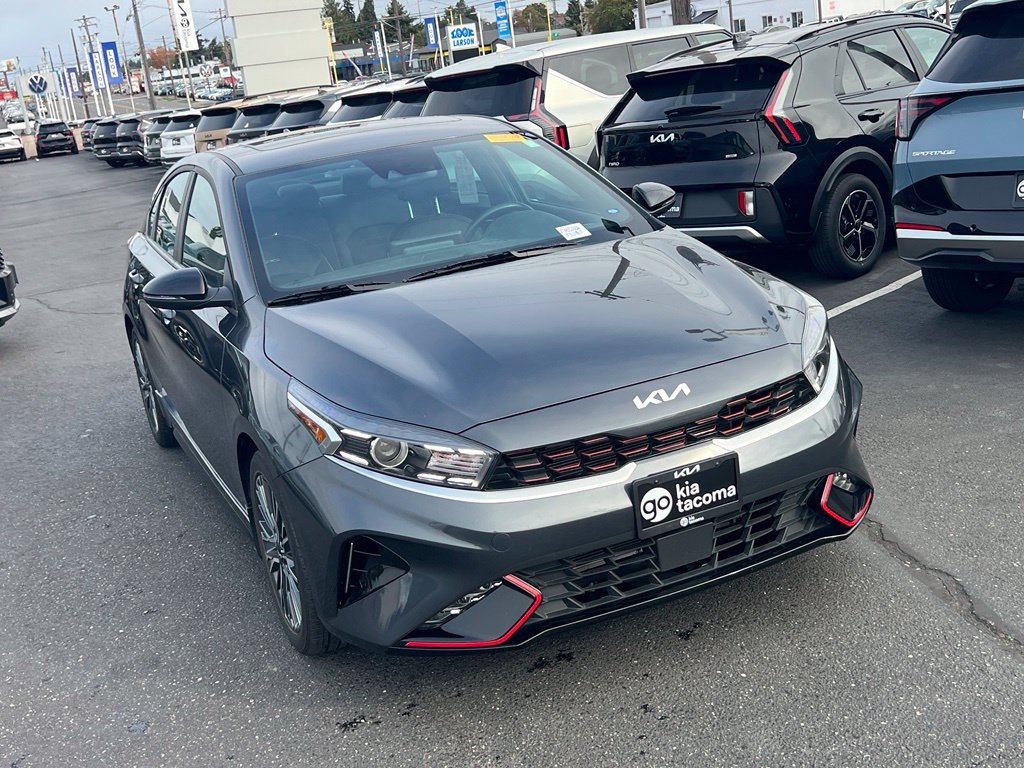 Used 2024 Kia Forte GT-Line w/ GT-Line Premium Package FWD image 5