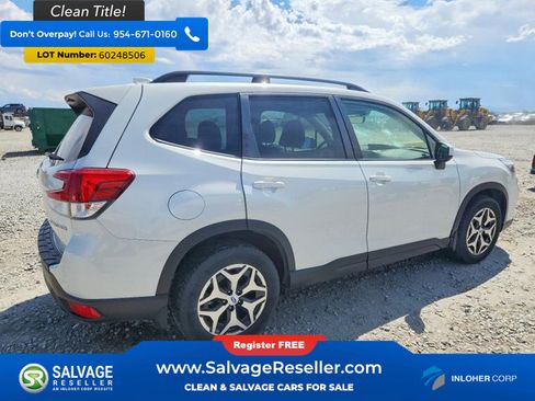Used 2019 Subaru Forester Premium w/ All-Weather Package AWD/4WD image 4