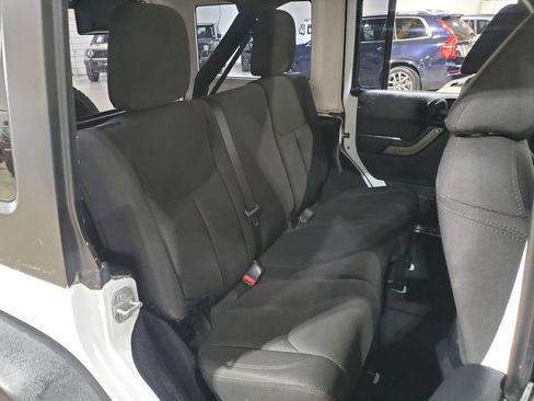 Used 2014 Jeep Wrangler Unlimited Sport w/ Connectivity Group image 22