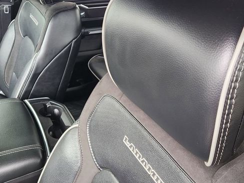 Used 2024 RAM 1500 Laramie AWD/4WD image 21