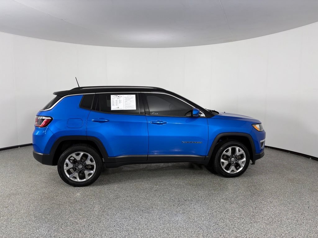 Used 2019 Jeep Compass Limited AWD/4WD image 8