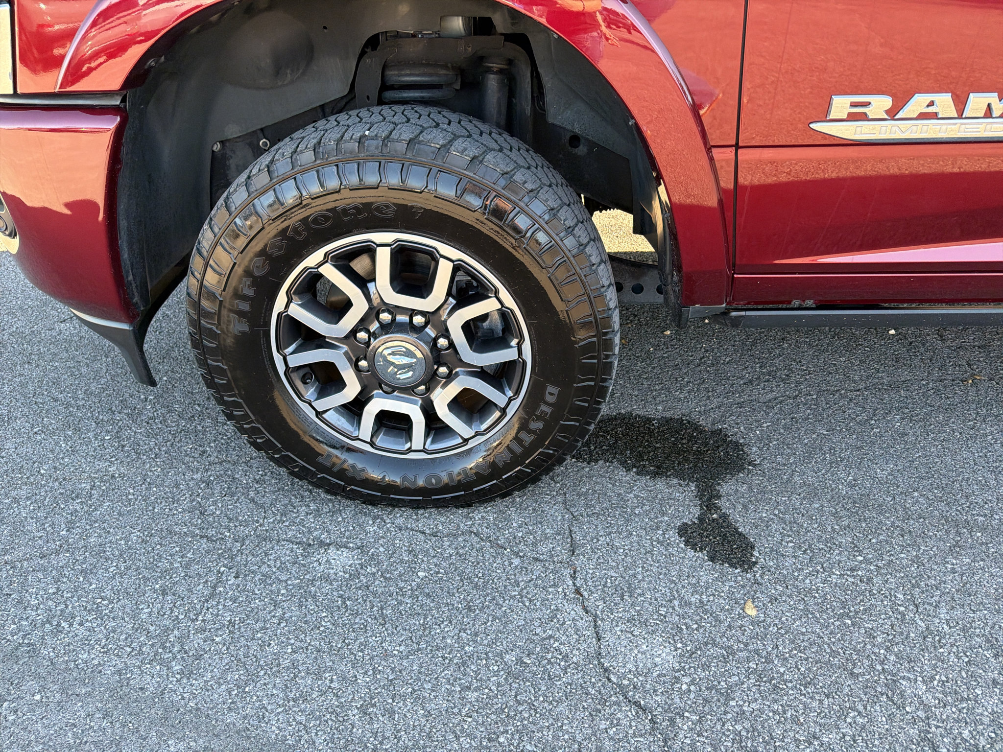Used 2024 RAM 2500 Limited AWD/4WD image 35