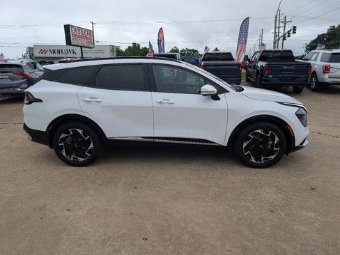 Used 2025 Kia Sportage SX FWD image 4