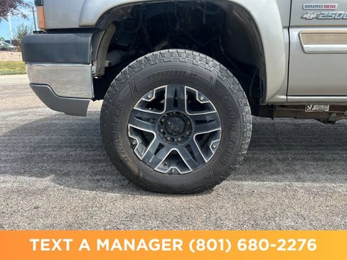 Used 2003 Chevrolet Silverado 2500 LS w/ Skid Plate Package AWD/4WD image 22