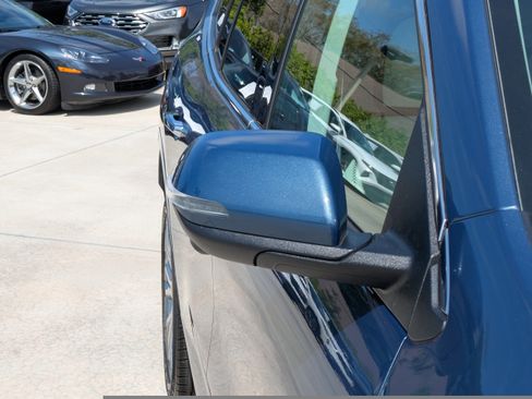 Used 2026 GMC Acadia Denali w/ Super Cruise Package image 8