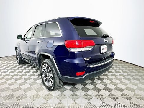 Used 2018 Jeep Grand Cherokee Limited AWD/4WD image 7