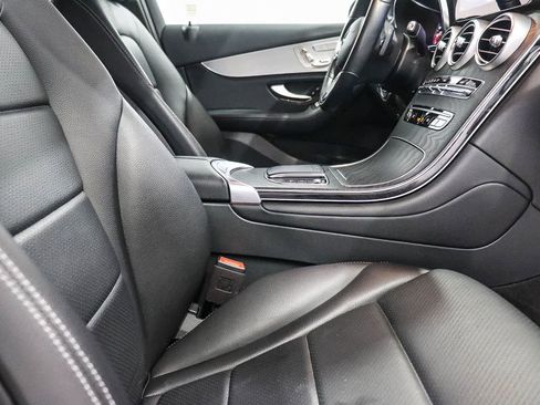 Certified 2022 Mercedes-Benz GLC 300 image 16