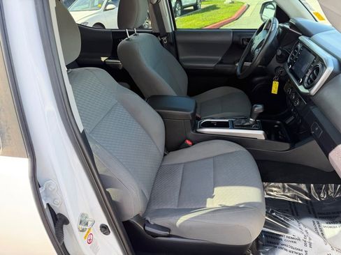 Used 2020 Toyota Tacoma SR5 w/ Blackout Package image 20