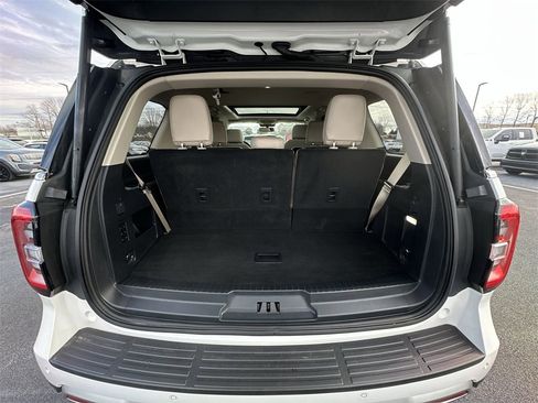 Used 2023 Ford Expedition Limited image 25