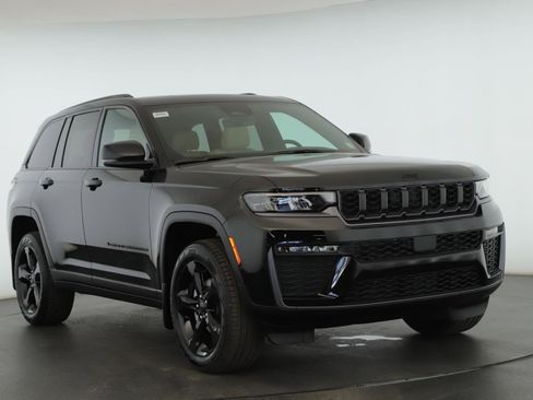 New 2026 Jeep Grand Cherokee Limited w/ Limited Altitude Package AWD/4WD image 1
