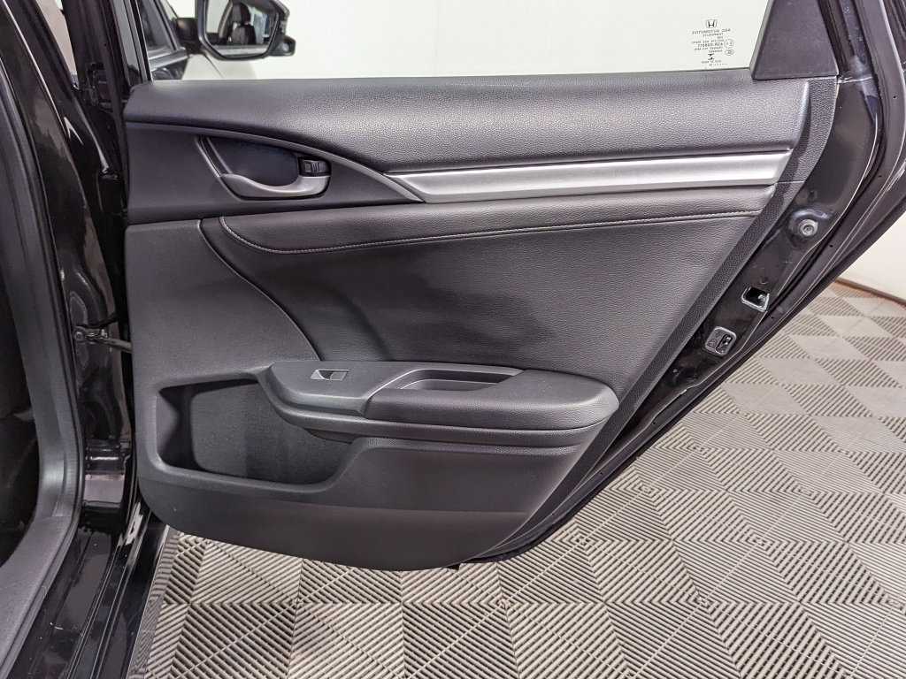 Used 2016 Honda Civic Touring image 37