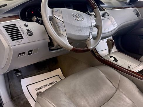 Used 2008 Toyota Avalon Limited FWD image 12