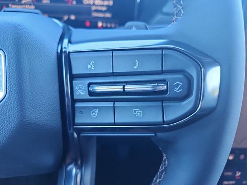 New 2026 GMC Acadia AT4 w/ Super Cruise Package image 21