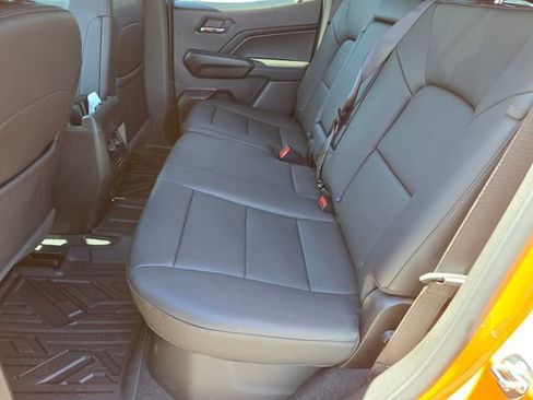 New 2026 Chevrolet Colorado LT w/ LT Convenience Package AWD/4WD image 7