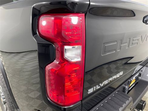 Certified 2025 Chevrolet Silverado 2500 Custom w/ Custom Value Package image 17