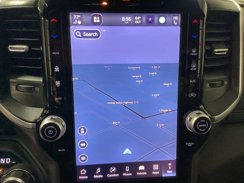 New 2026 RAM 1500 4x4 Crew Cab image 31