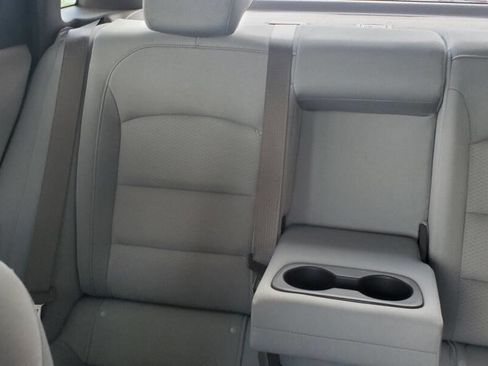 Used 2020 Chevrolet Malibu LT image 19