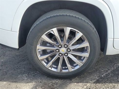 Used 2022 Chevrolet Traverse Premier image 5