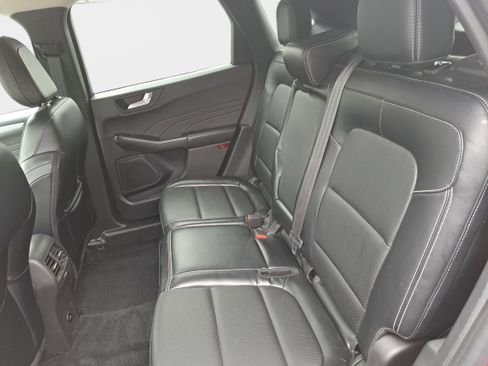 Used 2023 Ford Escape Platinum image 14