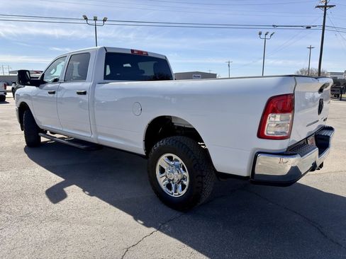 Used 2024 RAM 2500 Tradesman w/ Chrome Appearance Group image 3
