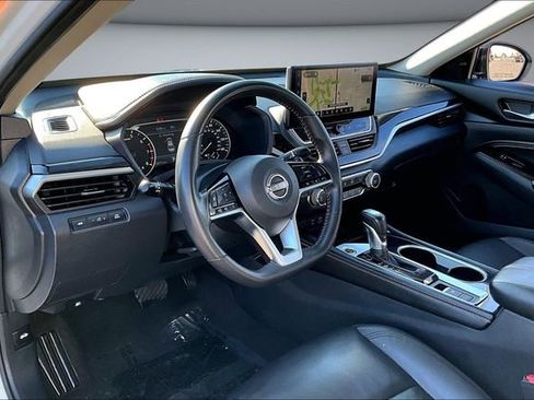 Certified 2023 Nissan Altima 2.5 SR w/ SR Premium Package AWD/4WD image 16