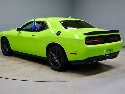 Used 2023 Dodge Challenger SXT w/ Plus Package image 8