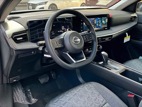 New 2026 Nissan Kicks SV image 10