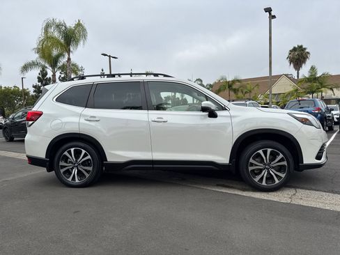 Certified 2022 Subaru Forester Limited w/ Popular Package #2 AWD/4WD image 5