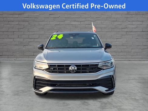 Used 2024 Volkswagen Tiguan SE R-Line FWD image 2