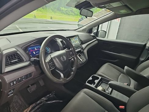 Used 2019 Honda Odyssey EX image 37