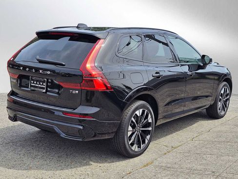 New 2026 Volvo XC60 T8 Plus w/ Protection Package Premier AWD/4WD image 3