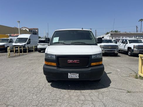 Used 2023 GMC Savana 2500 w/ Driver Convenience Package image 5