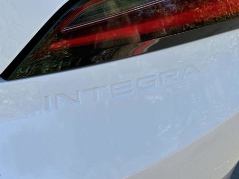 New 2025 Acura Integra image 7