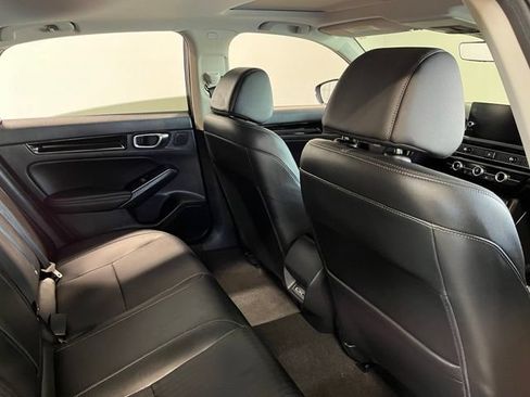 Used 2022 Honda Civic Touring image 14