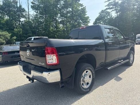 Used 2024 RAM 2500 Tradesman w/ Chrome Appearance Group AWD/4WD image 4
