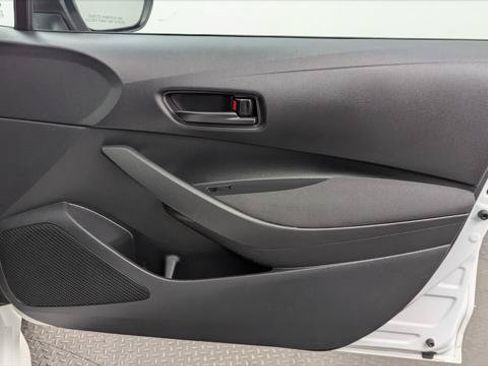 Used 2024 Toyota Corolla LE FWD image 22
