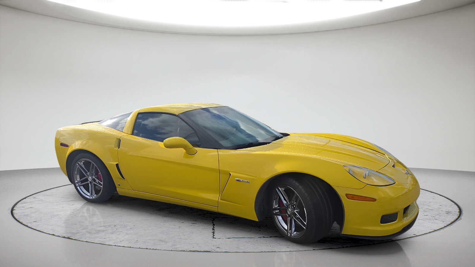Used 2006 Chevrolet Corvette Z06 w/ Preferred Equipment Group RWD image 4