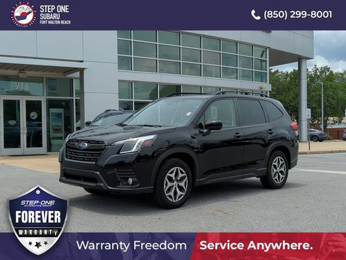 Certified 2023 Subaru Forester Premium AWD/4WD image 1