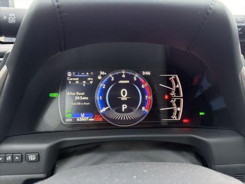 Used 2020 Lexus ES 300h w/ Luxury Package image 24