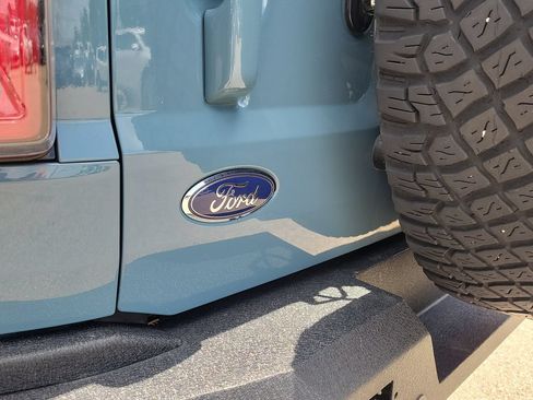 Used 2022 Ford Bronco Outer Banks AWD/4WD image 7
