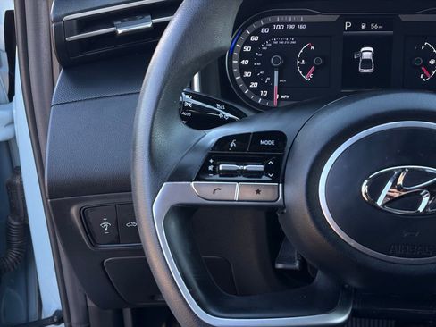 Used 2023 Hyundai Santa Cruz SE image 15