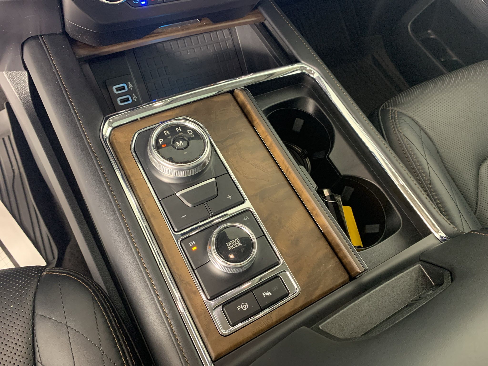Used 2019 Ford Expedition Platinum AWD/4WD image 22