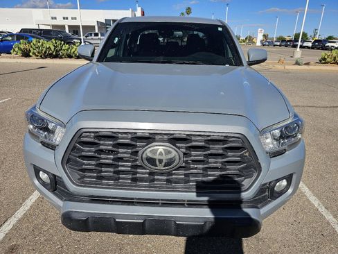 Used 2021 Toyota Tacoma TRD Off-Road w/ Technology Package image 10
