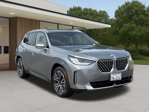 Used 2026 BMW X3 xDrive30i w/ Premium Package AWD/4WD image 6